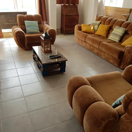Rustic With Pool Sleeps 6 & Terrace