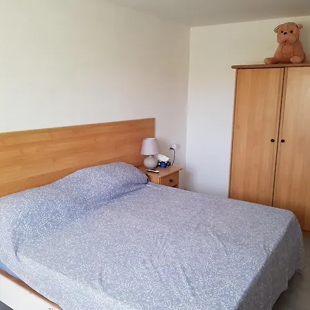 Rustic With Pool Sleeps 6 & Terrace *
