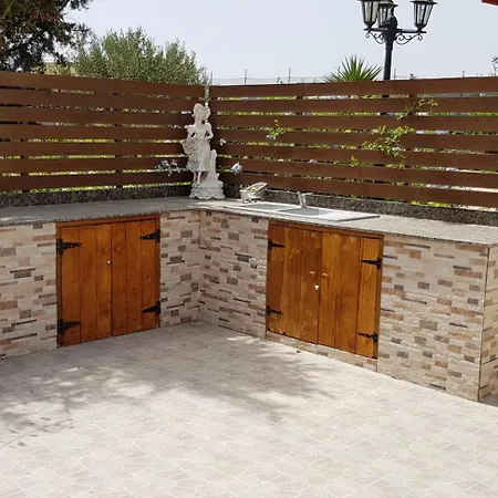 Rustic With Pool Sleeps 6 & Terrace Casa vacanze *